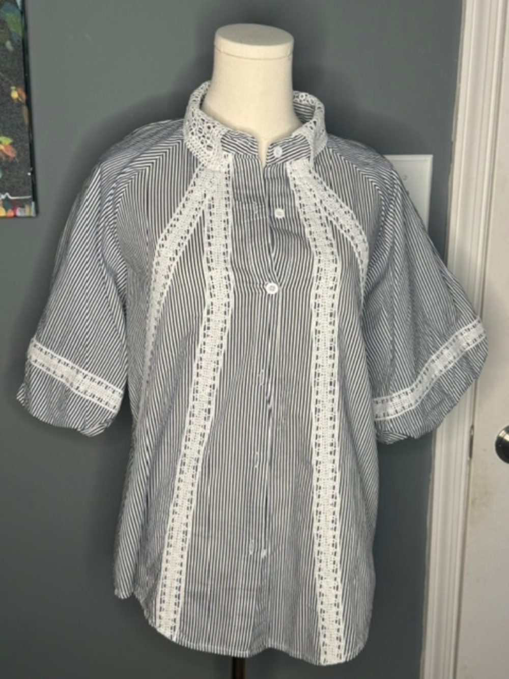 Benaar LA Blue Striped Lace Trim Statement Blouse